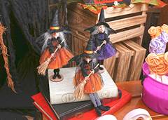 BRUXA BRIGITTE HALLOWEEN 23X7CM 